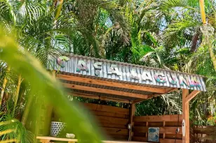 402 71st St, Holmes Beach, FL 34217 - Photo 57