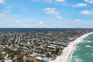 402 71st St, Holmes Beach, FL 34217 - Photo 47