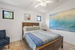 402 71st St, Holmes Beach, FL 34217 - Photo 21