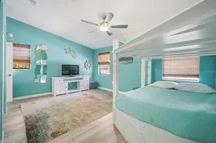402 71st St, Holmes Beach, FL 34217 - Photo 25