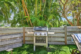 402 71st St, Holmes Beach, FL 34217 - Photo 45