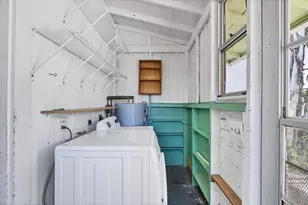 1679 Arlington St, Sarasota, FL 34239 - Photo 21