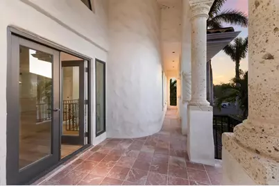 875 Siesta Key Circle, Sarasota, FL 34242 - Photo 9