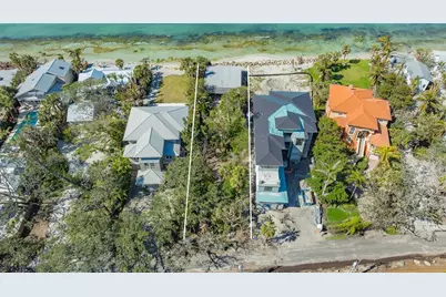 7328 Point Of Rocks Road, Sarasota, FL 34242 - Photo 9