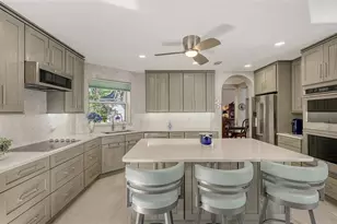 7782 Club Ln, Sarasota, FL 34238 - Photo 19