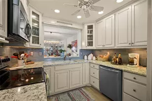 1323 Perico Point Cir, Bradenton, FL 34209 - Photo 7