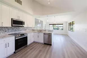 5604 Doral Dr, Sarasota, FL 34243 - Photo 17