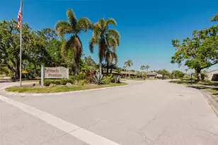 5604 Doral Dr, Sarasota, FL 34243 - Photo 11