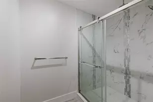 5604 Doral Dr, Sarasota, FL 34243 - Photo 47