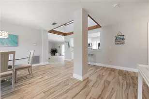 3804 Sun Eagle Ln, Bradenton, FL 34210 - Photo 5