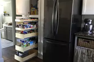 2330 Canal Dr, Bradenton, FL 34207 - Photo 7