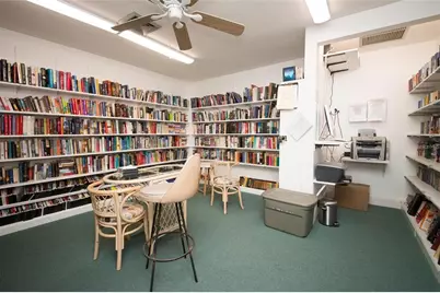 9619 Valencia Cove, Bradenton, FL 34210 - Photo 53