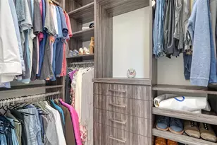 5930 Briarwood Ave, Sarasota, FL 34231 - Photo 53