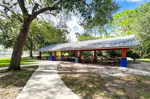 5500 Longwood Run Blvd, Sarasota, FL 34243 - Photo 23