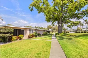 3328 Dartmouth Ln, Sarasota, FL 34239 - Photo 31