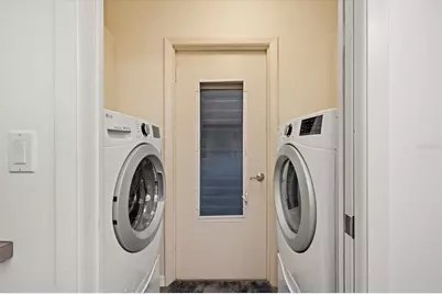 7205 Wood Creek Drive #16, Sarasota, FL 34231 - Photo 7