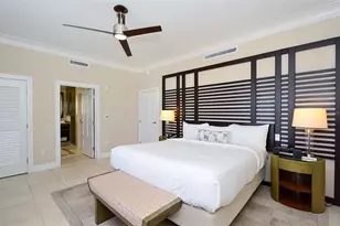 915 Seaside Dr, Sarasota, FL 34242 - Photo 13