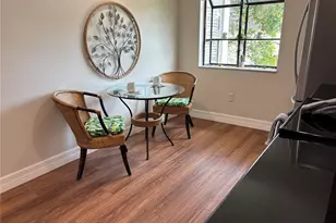 4375 Trails Dr, Sarasota, FL 34232 - Photo 9