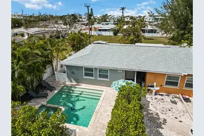 424 62nd Street, Holmes Beach, FL 34217 - Photo 51