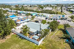 424 62nd St, Holmes Beach, FL 34217 - Photo 55