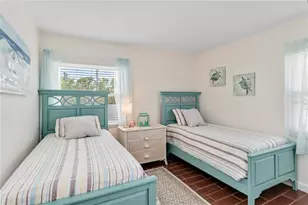 424 62nd St, Holmes Beach, FL 34217 - Photo 33