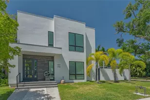 1755 7th St, Sarasota, FL 34236 - Photo 1