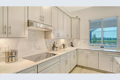 12716 Tulum Loop, Venice, FL 34293 - Photo 13