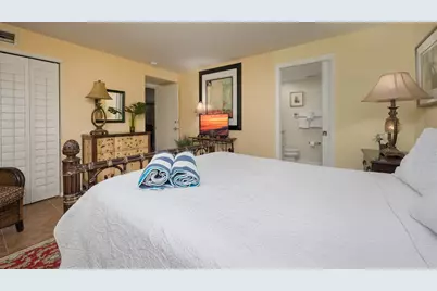 5125 Gulf Of Mexico Drive #4, Longboat Key, FL 34228 - Photo 23
