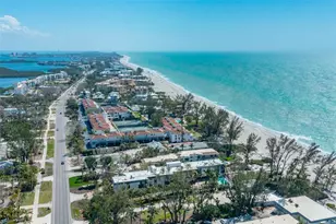 5125 Gulf of Mexico Dr, Longboat Key, FL 34228 - Photo 35