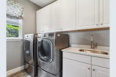 5742 Hydrangea Circle, Sarasota, FL 34238 - Photo 37