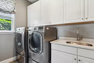 5742 Hydrangea Cir, Sarasota, FL 34238 - Photo 37