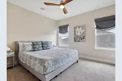 5742 Hydrangea Circle, Sarasota, FL 34238 - Photo 31