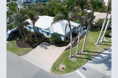 5608 Holmes Boulevard, Holmes Beach, FL 34217 - Photo 39