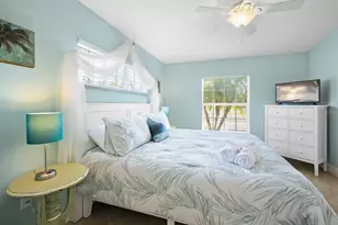 5608 Holmes Blvd, Holmes Beach, FL 34217 - Photo 19