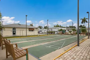 2601 Gulf Dr N, Bradenton Beach, FL 34217 - Photo 33
