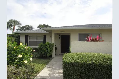 7008 W Country Club Drive N #136, Sarasota, FL 34243 - Photo 1