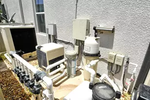 7256 Monarda Dr, Sarasota, FL 34238 - Photo 69