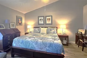 612 49th St E, Bradenton, FL 34208 - Photo 7