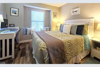 612 49th Street E, Bradenton, FL 34208 - Photo 9