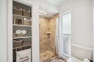 711 Birdsong Ln, Sarasota, FL 34242 - Photo 25