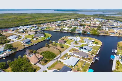 17117 Canary Lane, Port Charlotte, FL 33948 - Photo 5