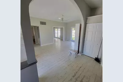 835 Indiana Lane, Sarasota, FL 34234 - Photo 5