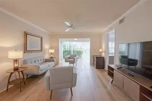 5609 Sheffield Green Circle, Sarasota, FL 34233 - Photo 9