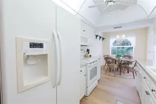 5609 Sheffield Green Circle, Sarasota, FL 34233 - Photo 21