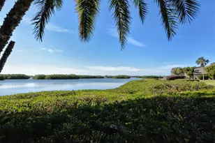 1512 Pelican Point Dr, Sarasota, FL 34231 - Photo 21