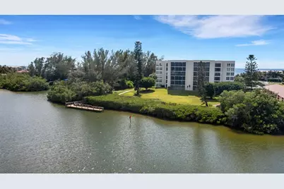 3235 Gulf Of Mexico Drive #A305, Longboat Key, FL 34228 - Photo 37