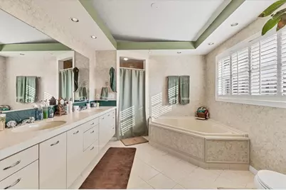 1320 Magellan Drive, Sarasota, FL 34243 - Photo 19