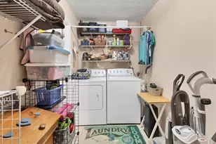 1320 Magellan Dr, Sarasota, FL 34243 - Photo 23