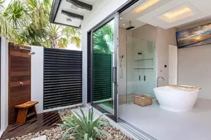 424 Bowdoin Cir, Sarasota, FL 34236 - Photo 31