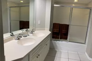 3604 54th Dr W, Bradenton, FL 34210 - Photo 11